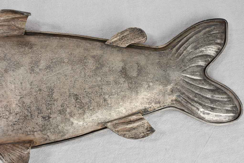 Fish platter, silver plate (Franco Lagini) 31½"