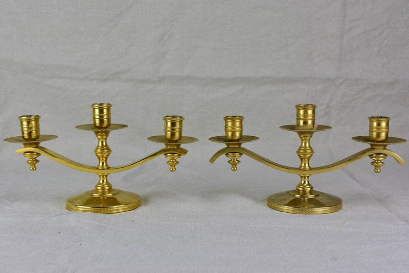 Pair of three-candle candlesticks
