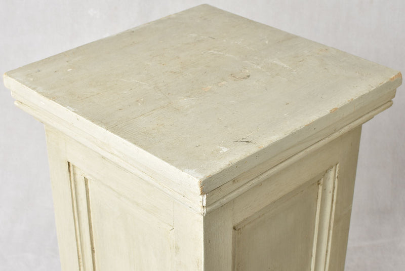 Historical French-style oak pedestals