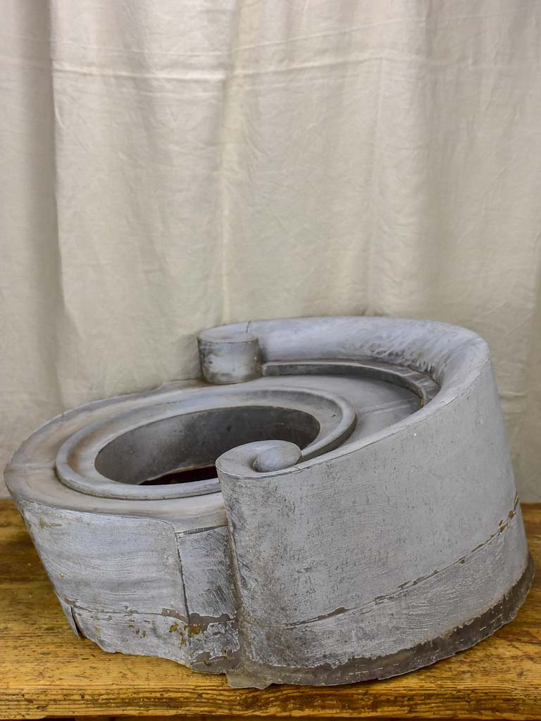 Antique French zinc salvaged oeil de boeuf window frame 2 of 2