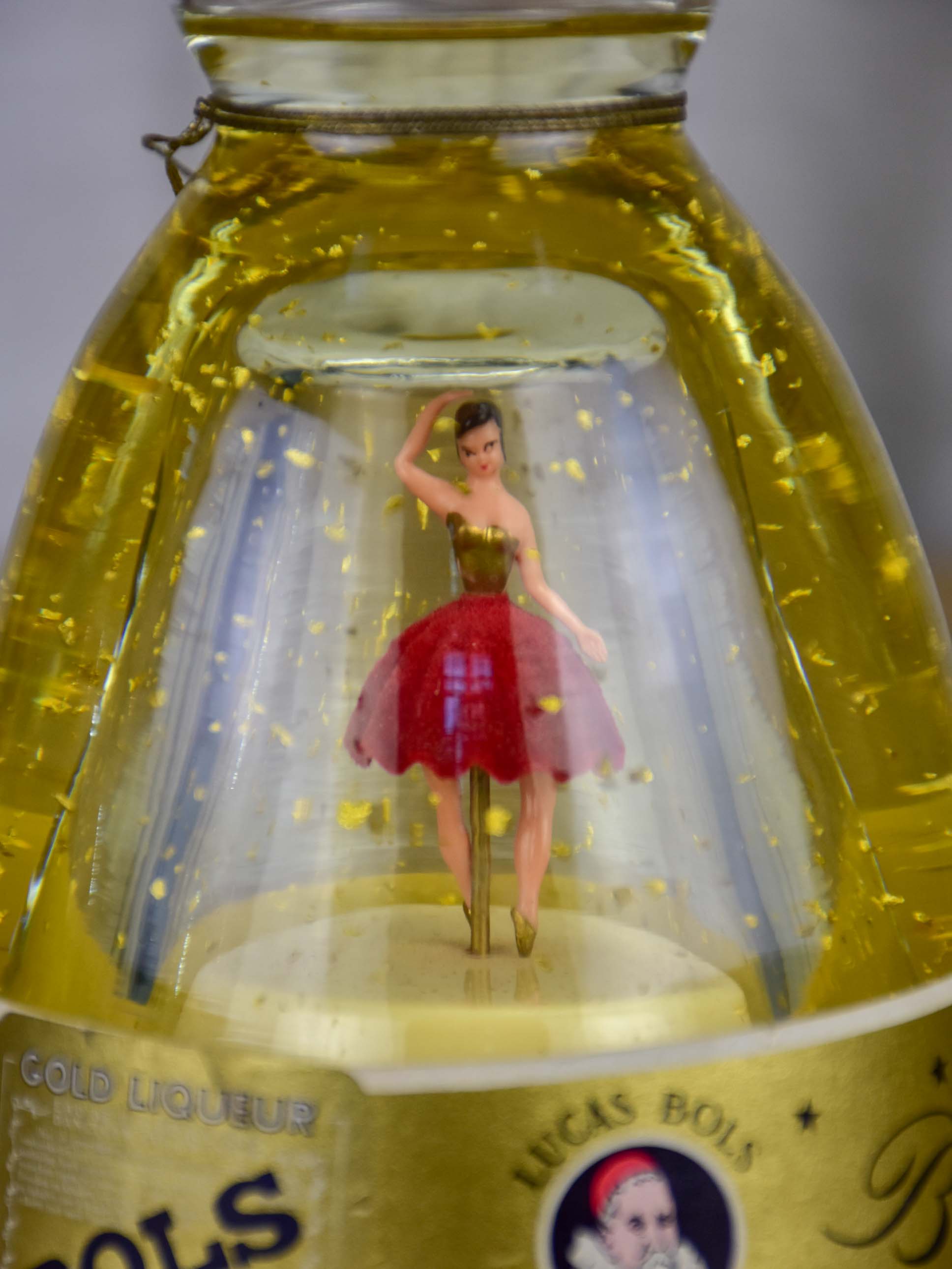 1960's Bols Ballerina musique bottle