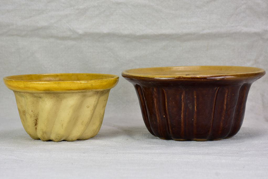 Patina-finished aged terracotta cake molds