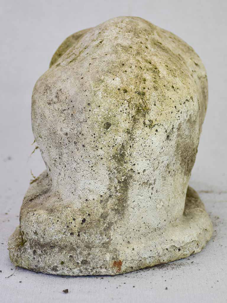 Mid century garden sculpture of a cat - cement
