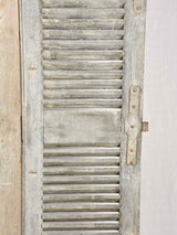 Antique beige painted shutter screen