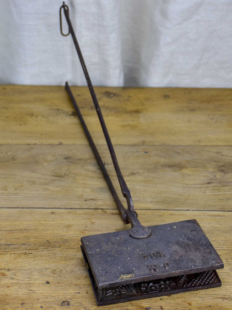 19th Century French waffle iron