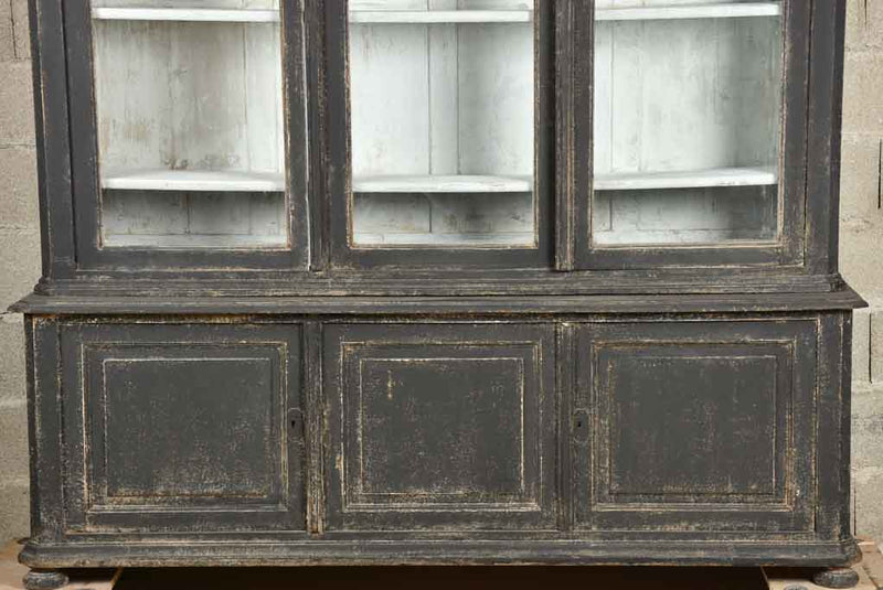 Adjustable shelves antique bookcase