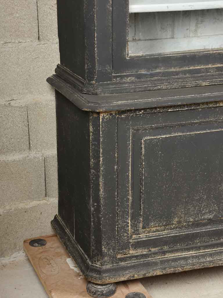 Vintage 1900s glass door vitrine