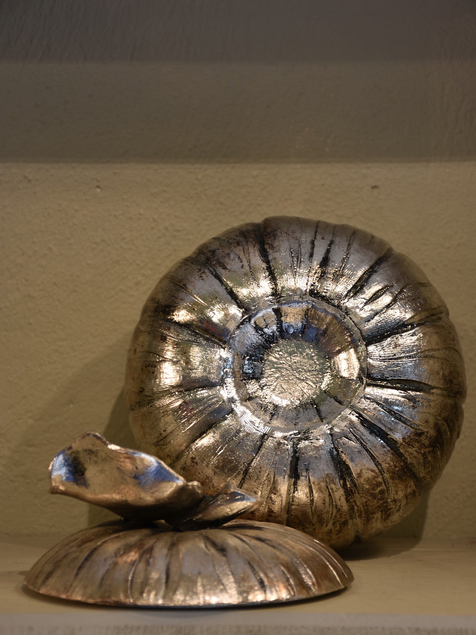 Ice bucket (Mauro Manetti) Italian, melon, 1960s