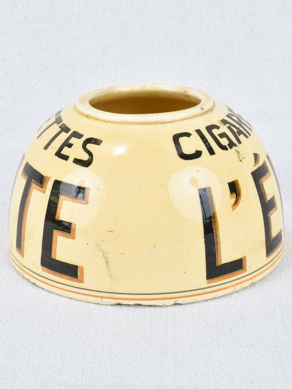 Round 1940s French porcelain Cigarette ashtray