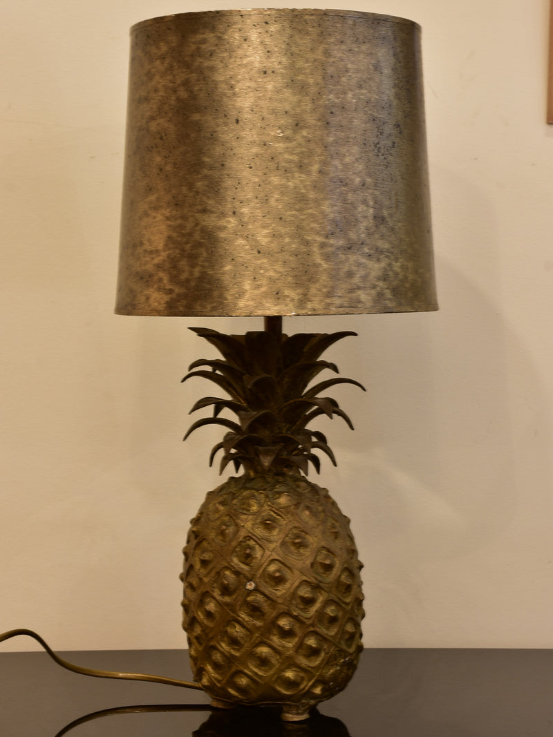 Vintage pineapple lamp