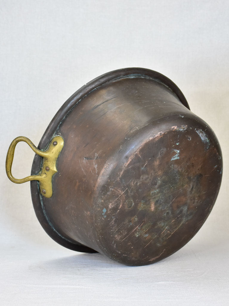 Broad French winemaker's copper with two handles 18½"