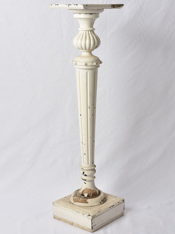 Tall vintage pedestal - white 44½"