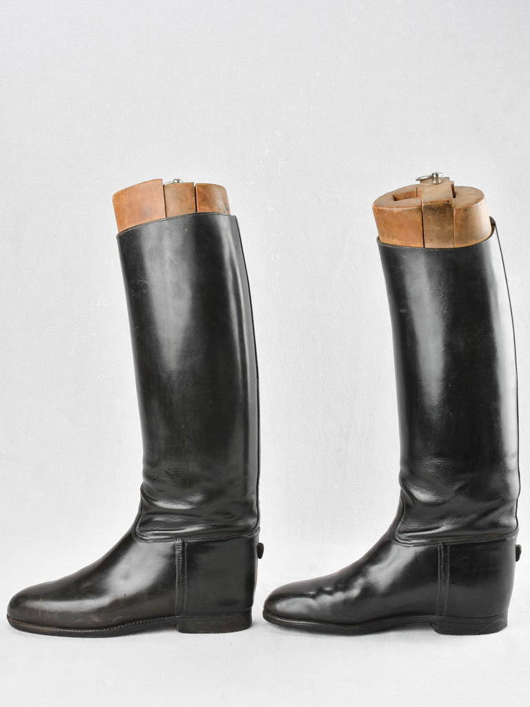 Antique riding deals boots