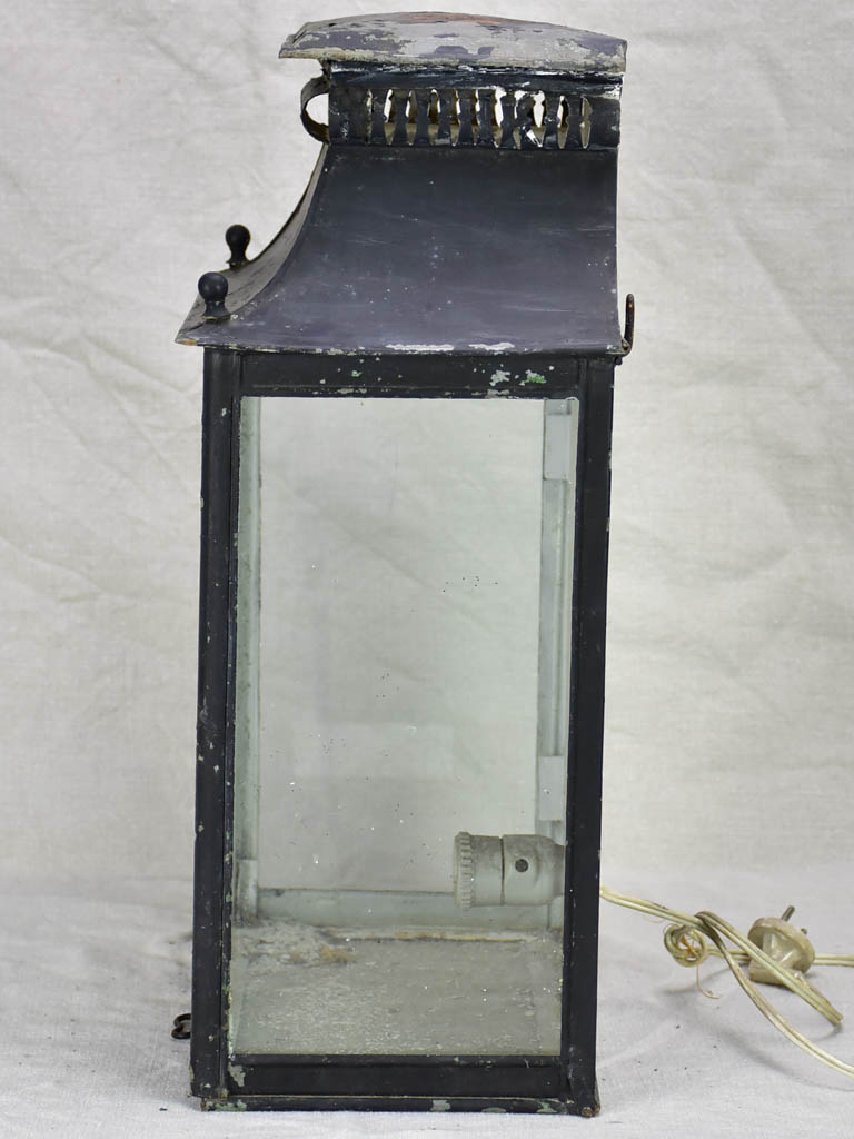 Broad 19th Century French wall sconce lantern with black patina 19¾"