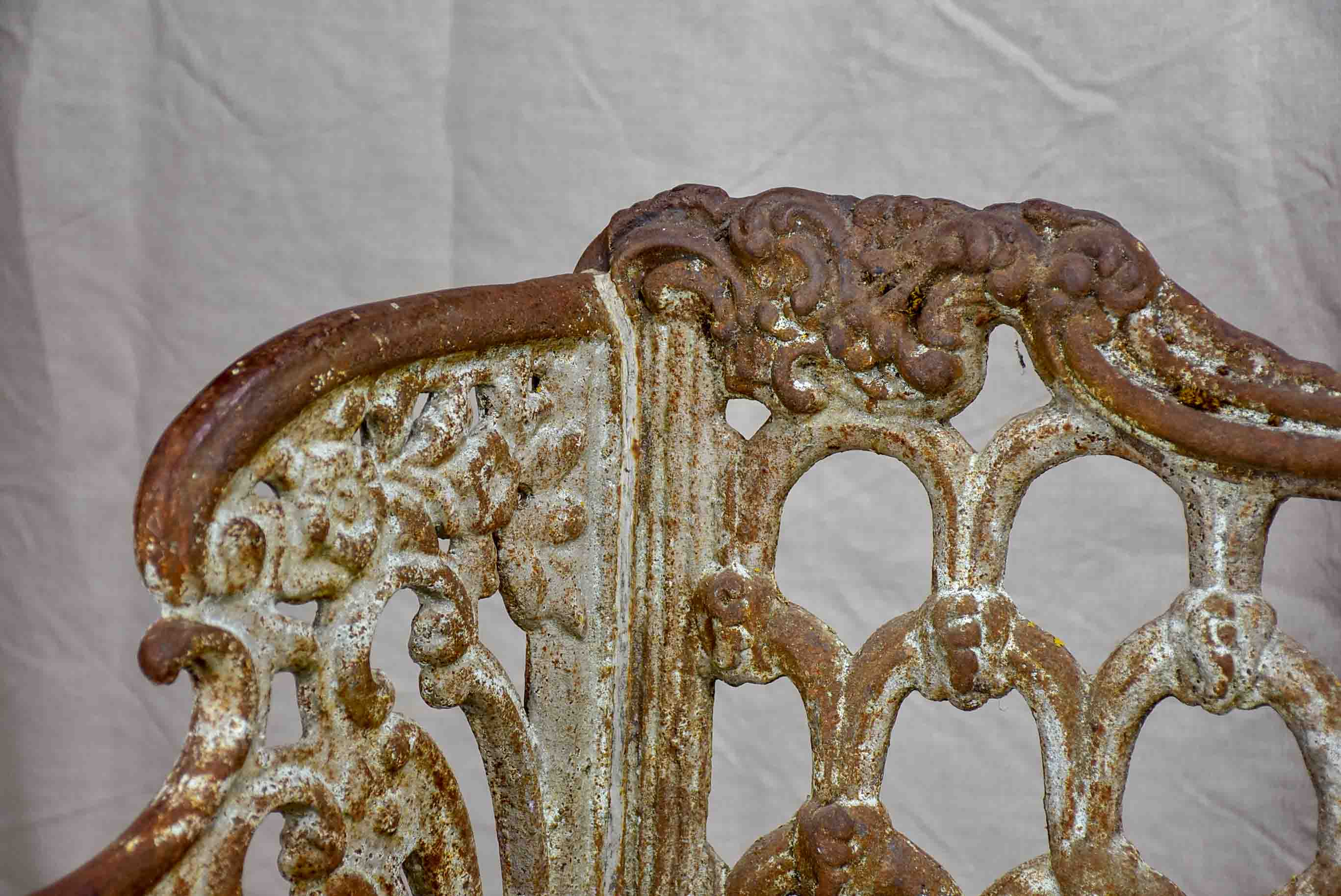 Late 19th Century English garden bench - cast iron