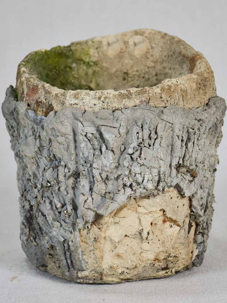Small faux bois flower pot 1940s. 6¾"
