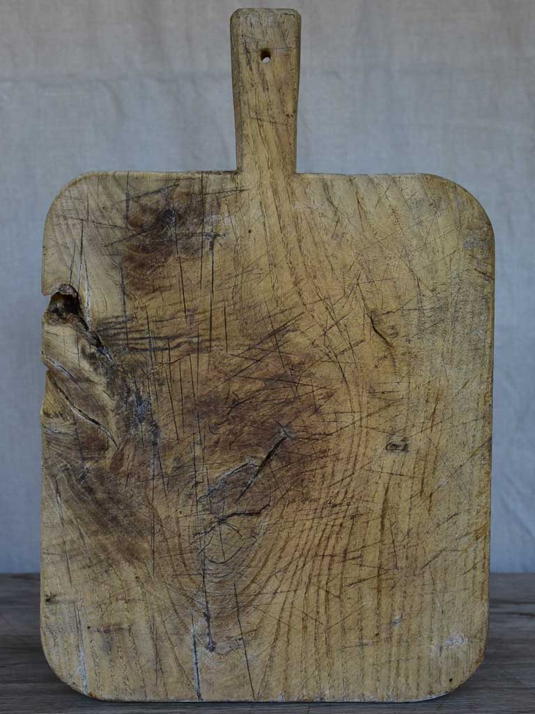 Rustic antique French cutting board - rounded 17¾"