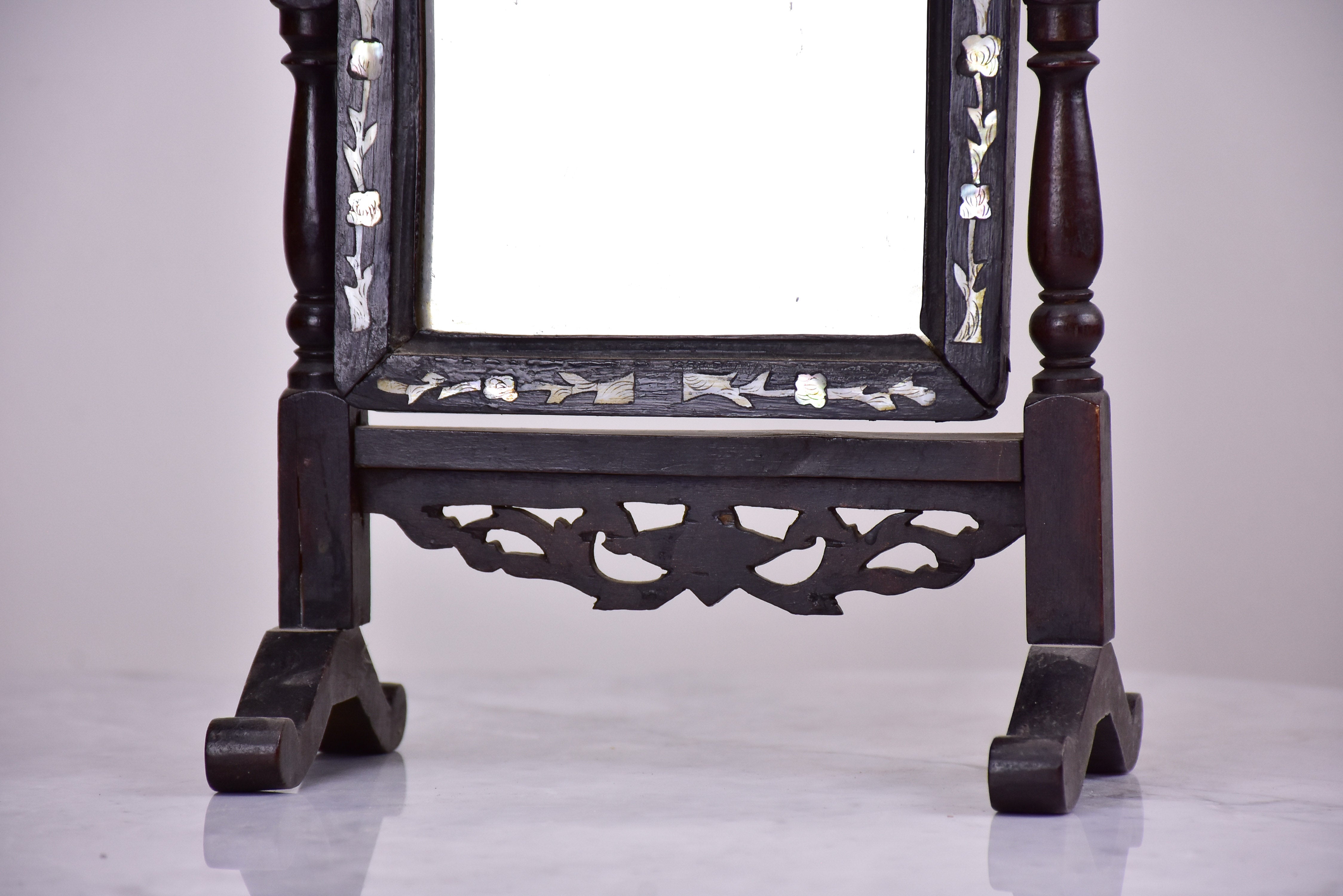 Small Napoleon III vanity mirror 15 ¾'' x 8 ¾''