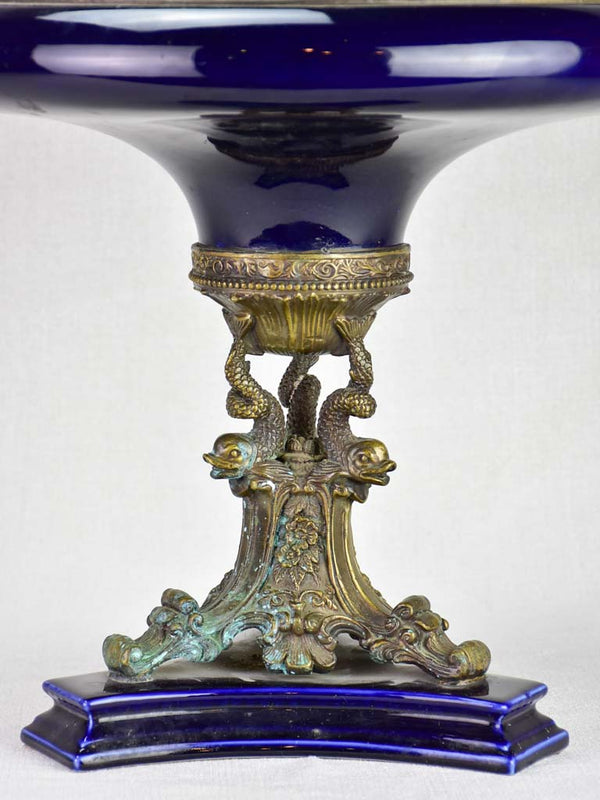 Napoleon III traditional table centerpiece