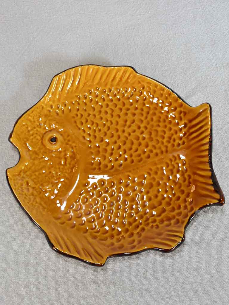 12 person 1960s seafood service with platter and sauce boat