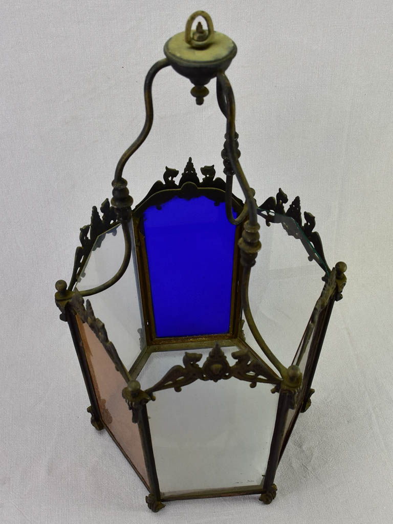 Historic-iron-frame-lantern-multicolored