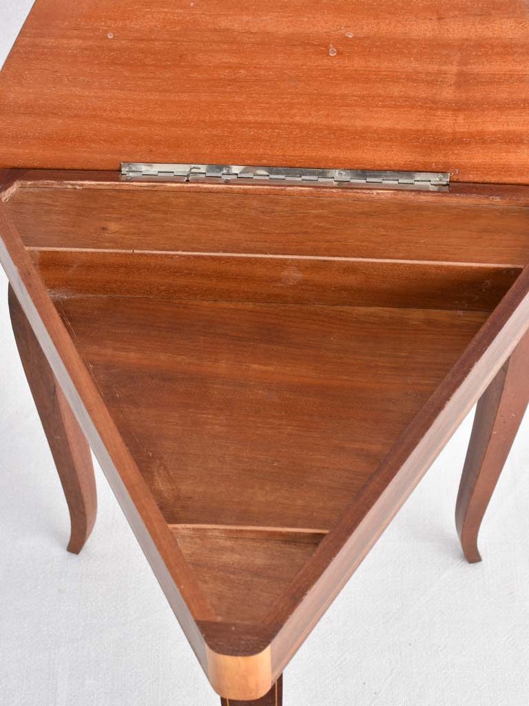 Fruit Wood Finished Antique Music Box