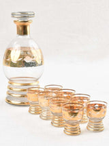 Vintage liqueur service - 8 glasses 1 carafe