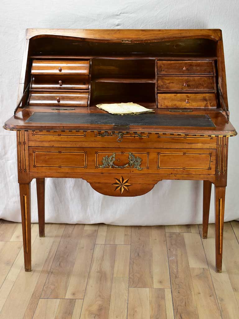 Superb 18th Century French marquetry secretaire desk 37½"