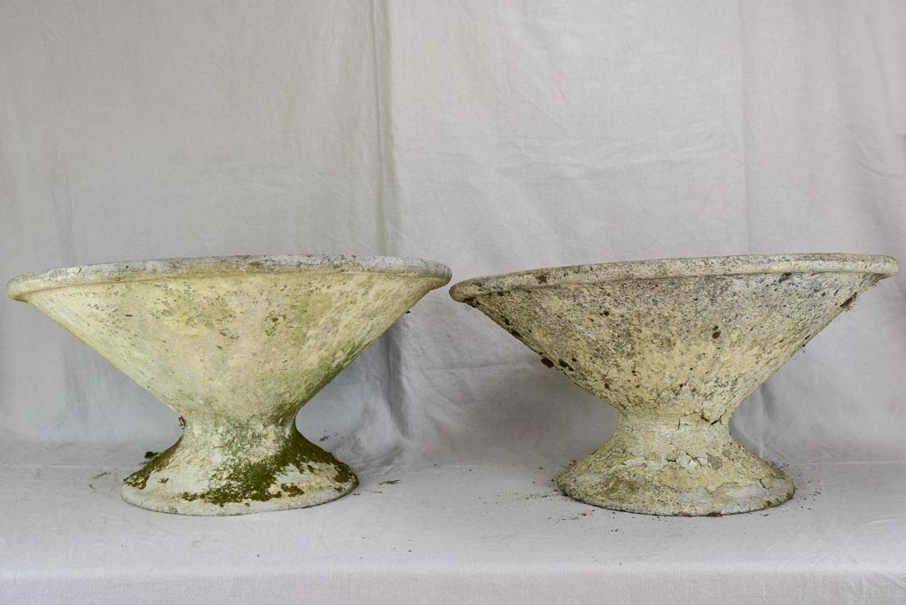 Pair of mid century tilted Willy Guhl diabolo planters