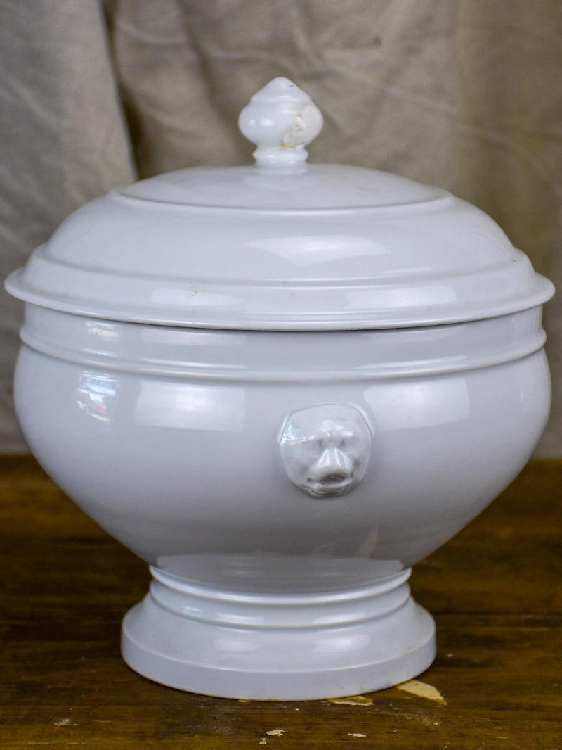 19th Century porcelain soup tureen