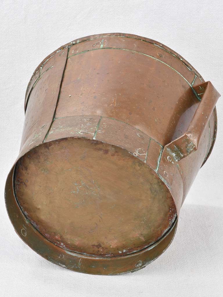 Nineteenth-century copper flowerpot cachepot