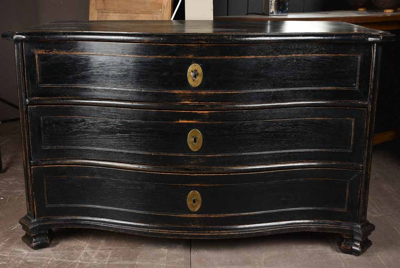 LARGE ITALIAN CHEST OF DRAWERS - COMMODE