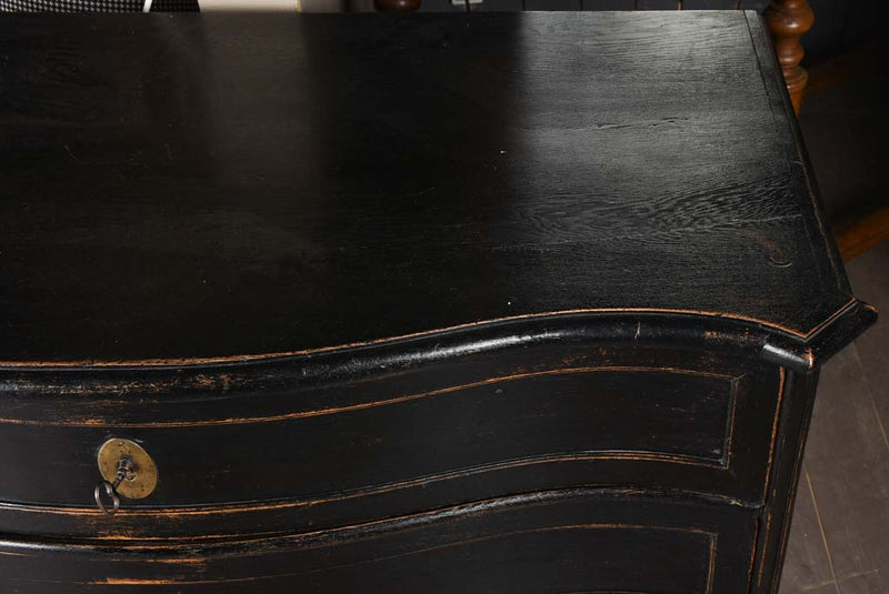 LARGE ITALIAN CHEST OF DRAWERS - COMMODE