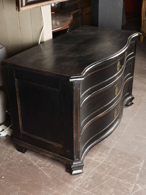 LARGE ITALIAN CHEST OF DRAWERS - COMMODE