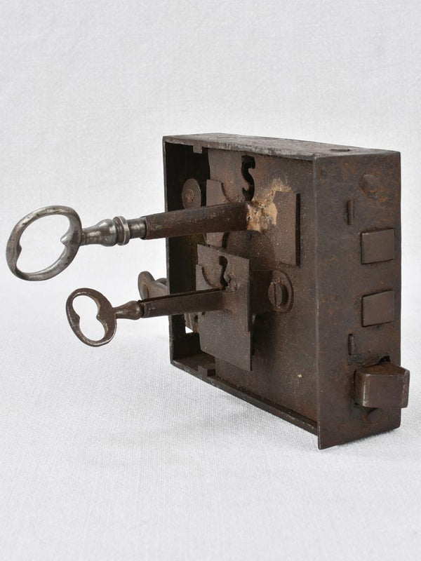 Vintage Iron Double Lock - Original