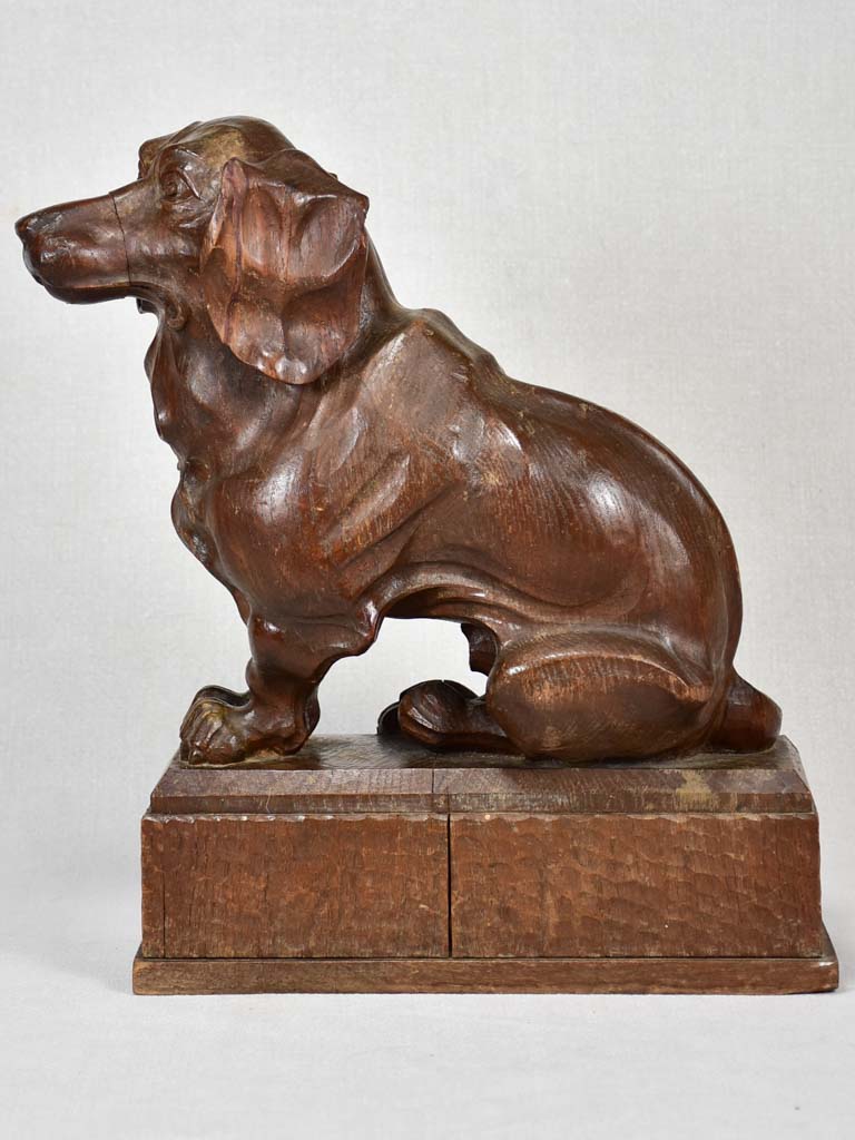 Early 20th-century English oak sculpture of a dog 15¾"