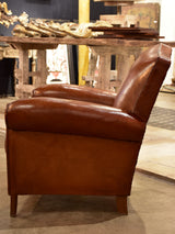 Small chapeau gendarme vintage club chair