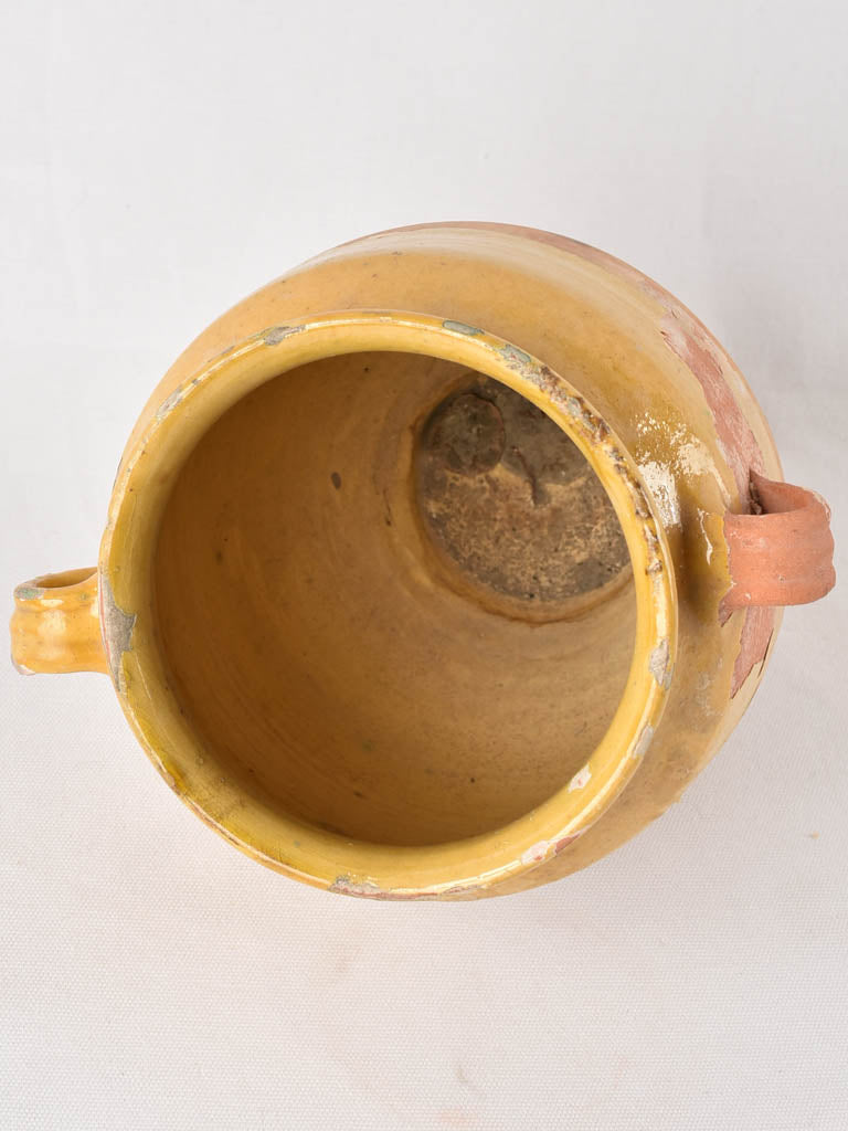 Rustic yellow-finished confit pot