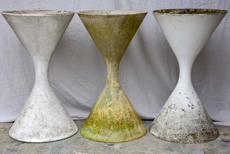 Three extra large mid-century Willy Guhl Diabolo planters