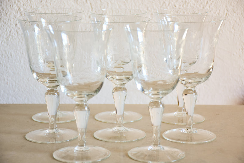 Set of eight vintage French wine glasses – white wine – Chez Pluie