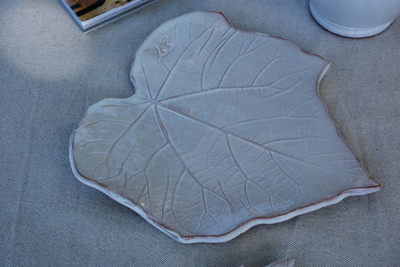 Artistic leaf imprint plates unique finish
