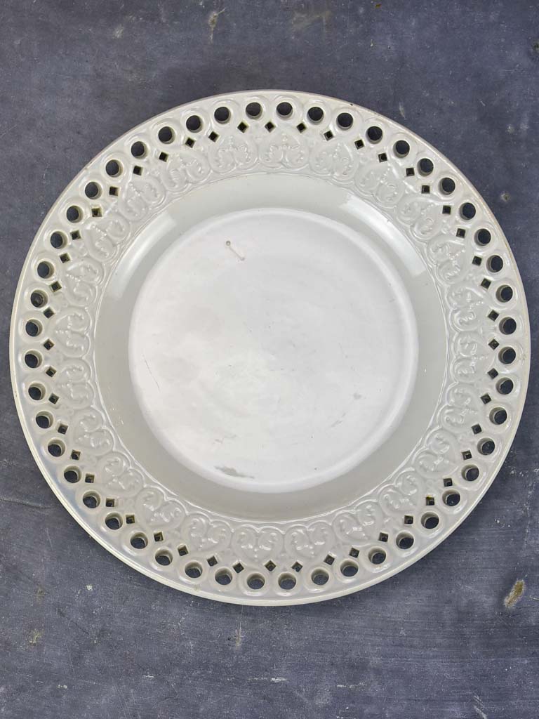 Set of 11 pretty antique French earthenware plates - Creil-Montereau faience