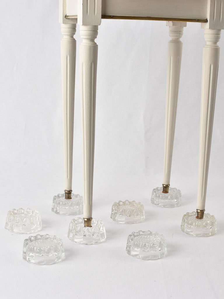 8 glass table risers 3¼" Chez Pluie