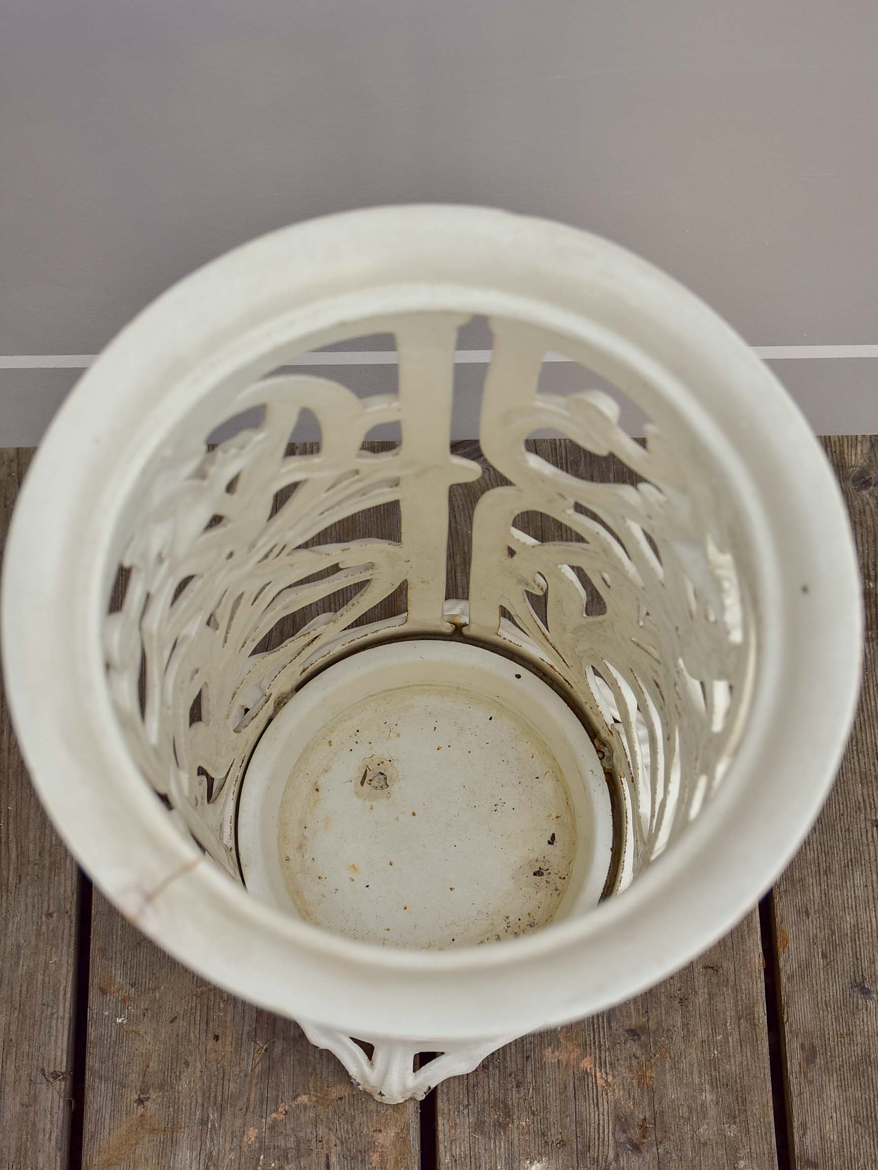 Art Nouveau umbrella stand
