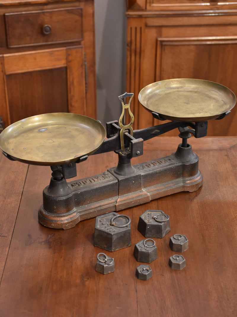 Antique French épicerie scales with weights