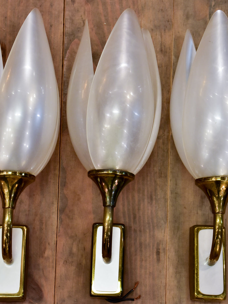 Set of four tulip-shaped Liane Rougier wall sconces