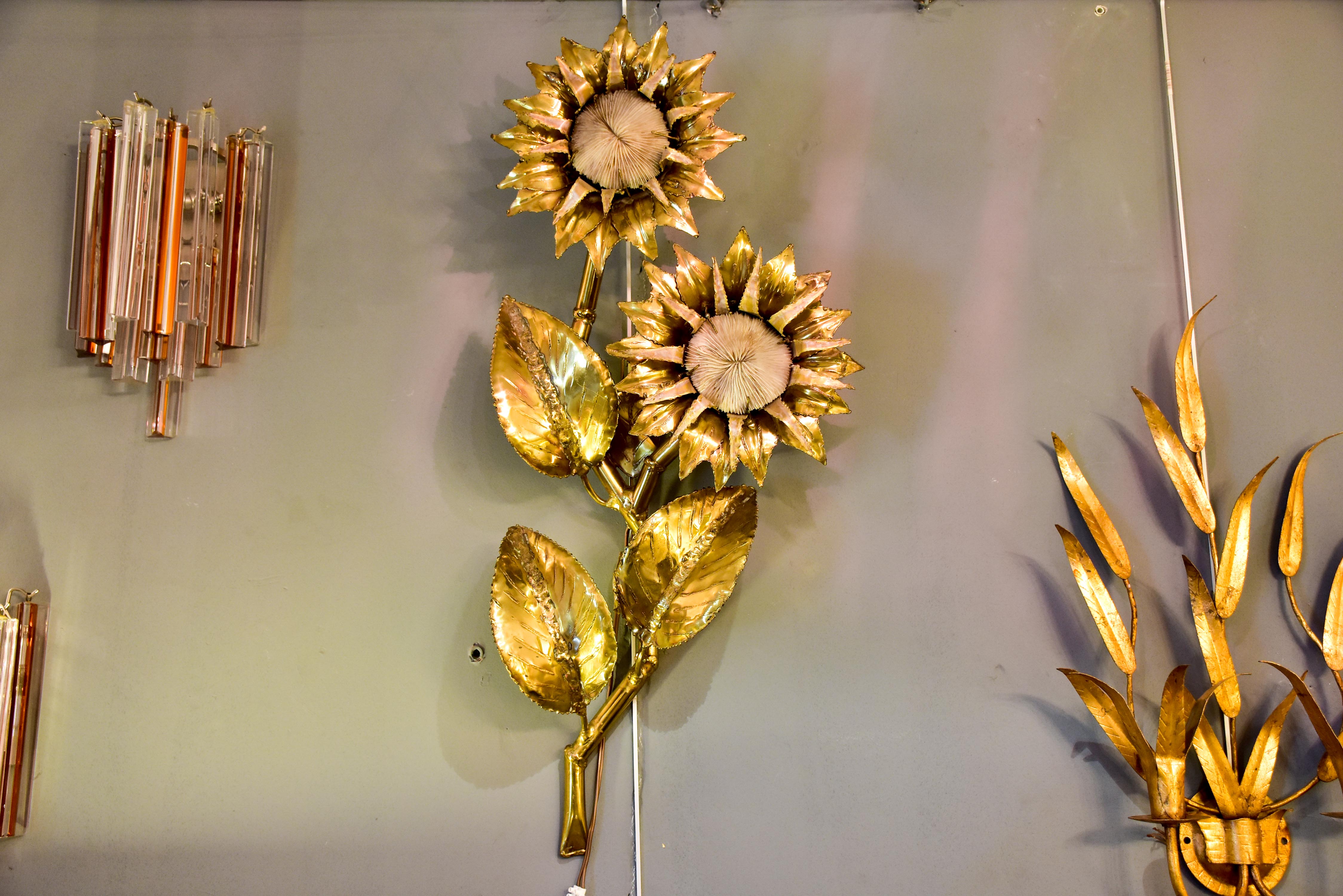 Vintage sunflower wall applique with coral - Brasseur style