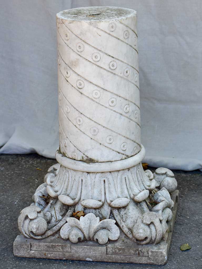 19th Century Carrara marble Corinthian column