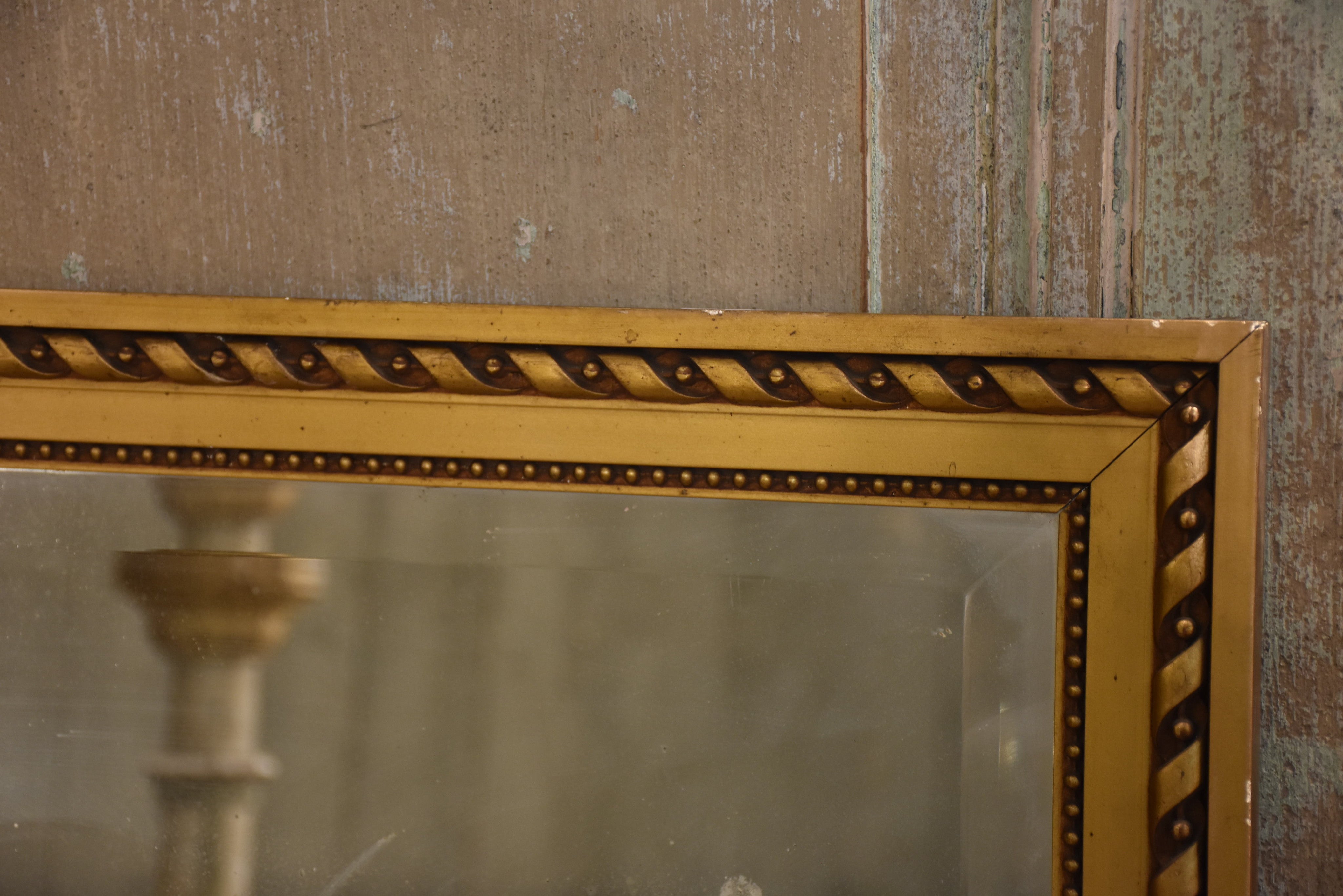 Mirror, carved giltwood, early-19th-century
