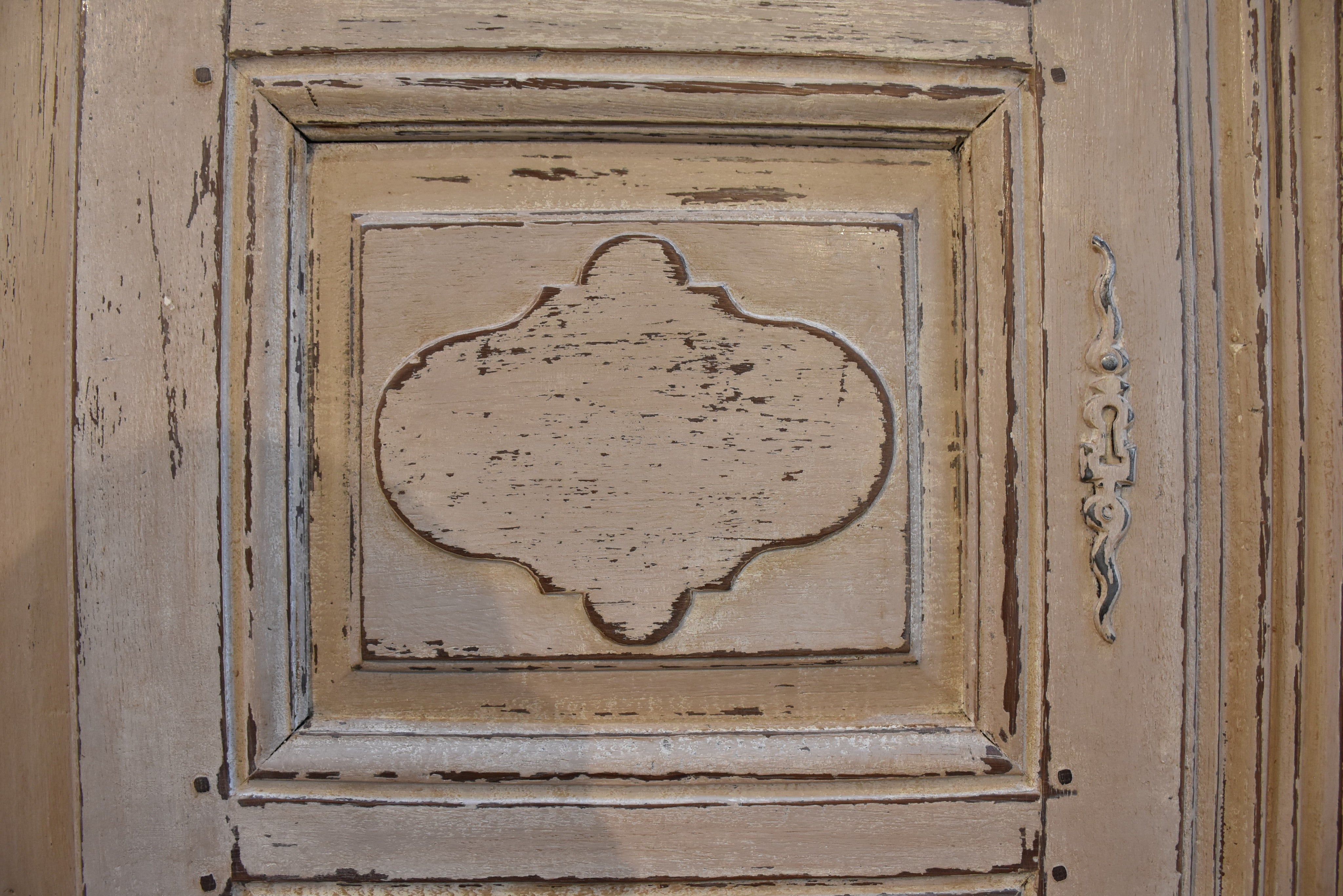 Armoire, country, beige patina, 18th-century